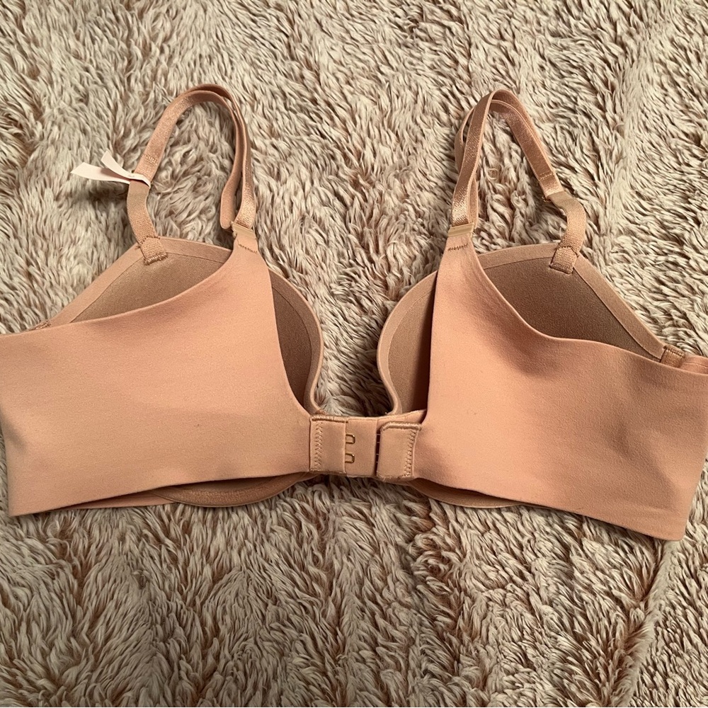 Victoria’s Secret Smooth Lightly Lined Demi Bra - Picture 3 of 5